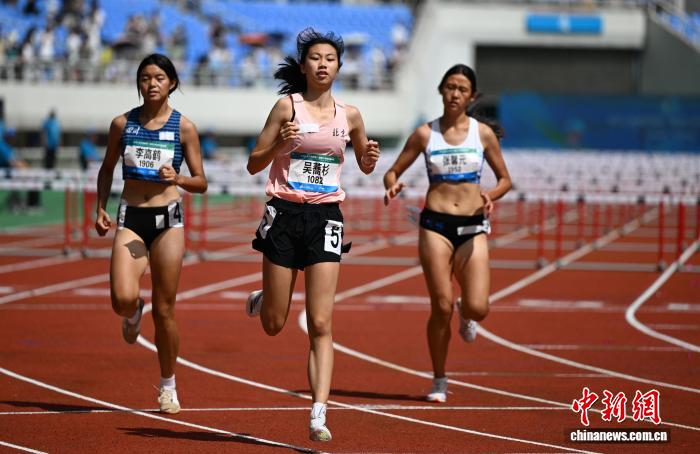 第一届全国青少年田径运动会在辽宁沈阳闭幕，