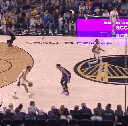 国王队故意犯规小库里引争议